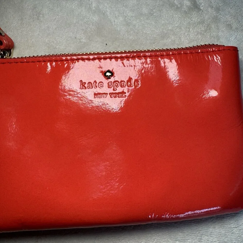 Kate Spade New York Coral Red Pink Patent Logo Zip Wristlet Pouch with Gold
